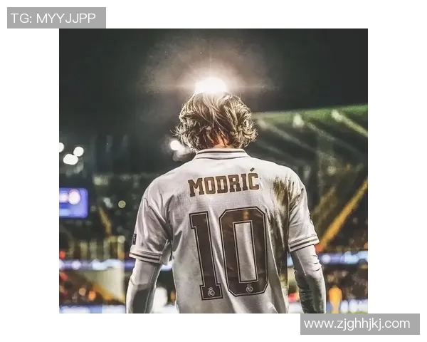 足球明星魔笛是谁他的传奇故事与辉煌成就揭秘